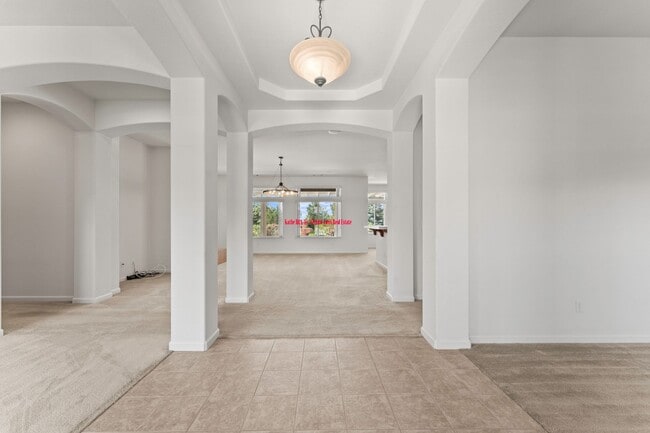 Building Photo - Luxury 5bd/3ba/3car Home in Pebble Creek  ...