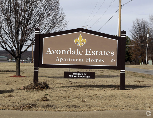 Signage - Avondale Estates