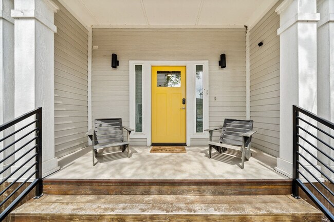 Building Photo - 1307 Fort Branch Blvd