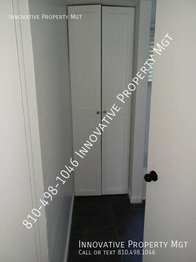 Building Photo - 1150 Peachtree Dr