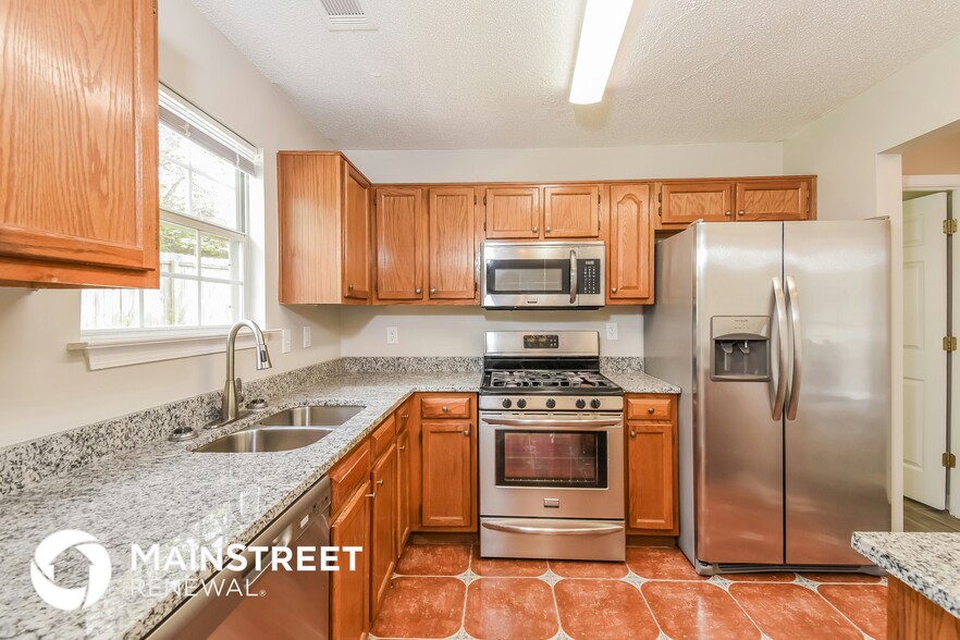 Building Photo - 412 Windstream Dr SW