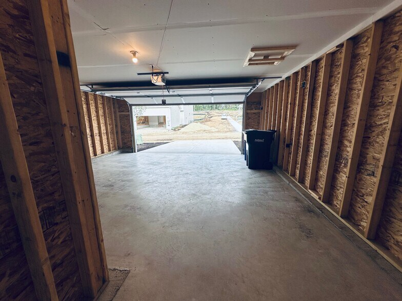 Building Photo - 541 White Sky Pass