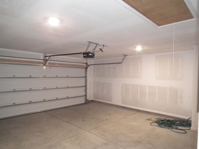 Building Photo - 24061 Citation Lp