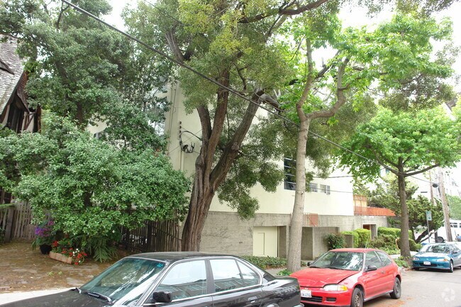Building Photo - 2255 Hearst Ave
