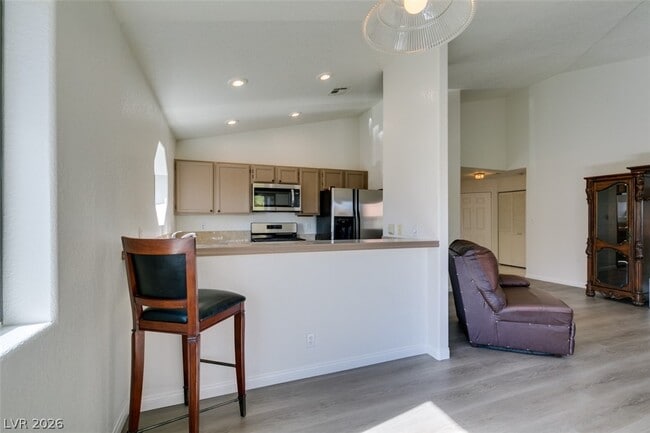 Building Photo - 5054 S Rainbow Blvd