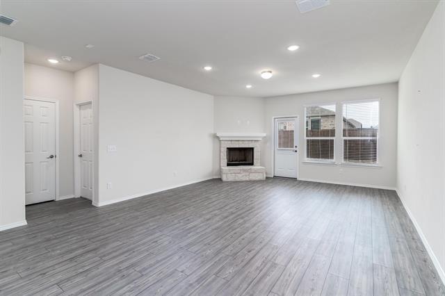 Building Photo - 802 Egret St