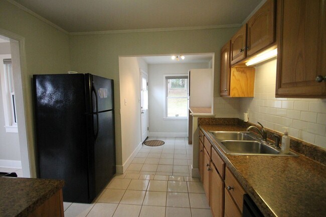 Building Photo - Exclusively Offered by Muse Realty, LLC