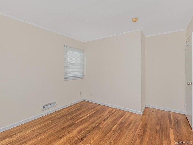 Building Photo - 42 Tower Hill Dr