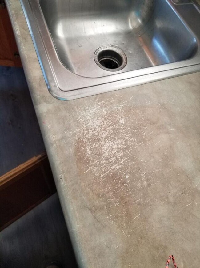 Building Photo - 2354 Mission View