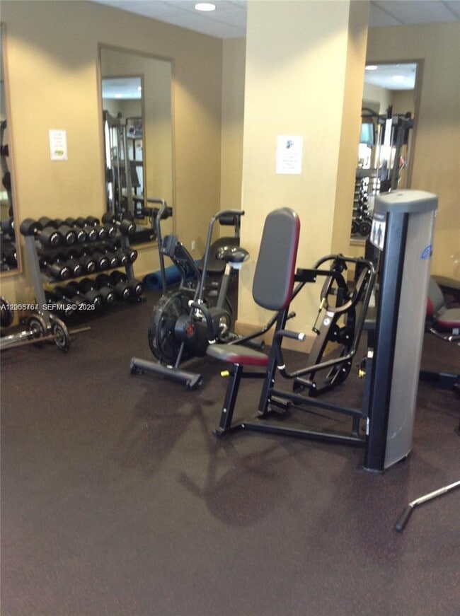 Building Photo - 2665 SW 37th Ave