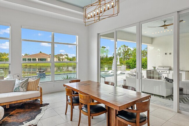 Building Photo - 8270 SE Pennock Trail