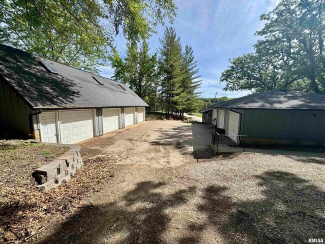 Building Photo - 4211 US-6