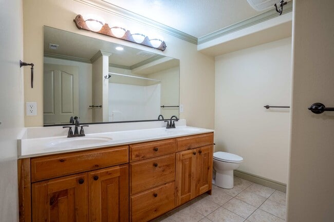 Building Photo - 414 Choke Cherry Ln