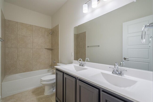 Building Photo - 7633 Spring Dr