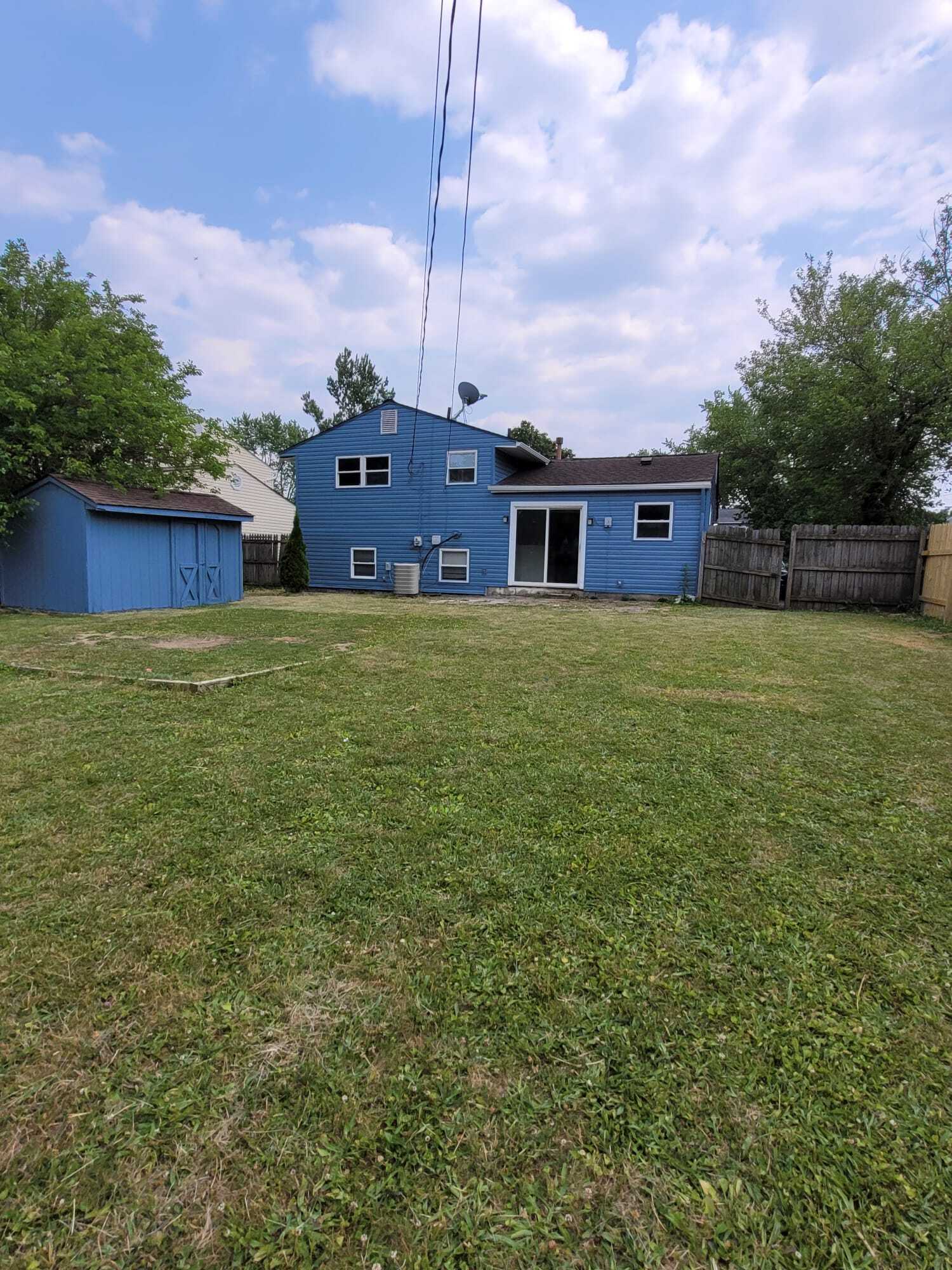 Building Photo - 4502 Paxton Dr S