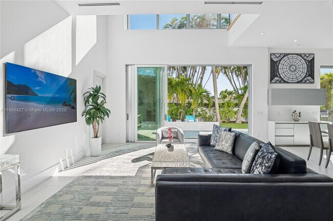 Building Photo - 2628 Marcinski Rd