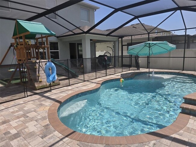 Building Photo - 10912 Honor Rd