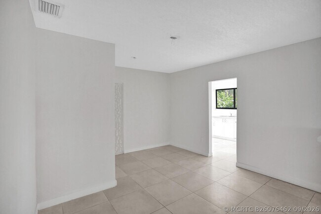 Building Photo - 8240 NW 1st Pl