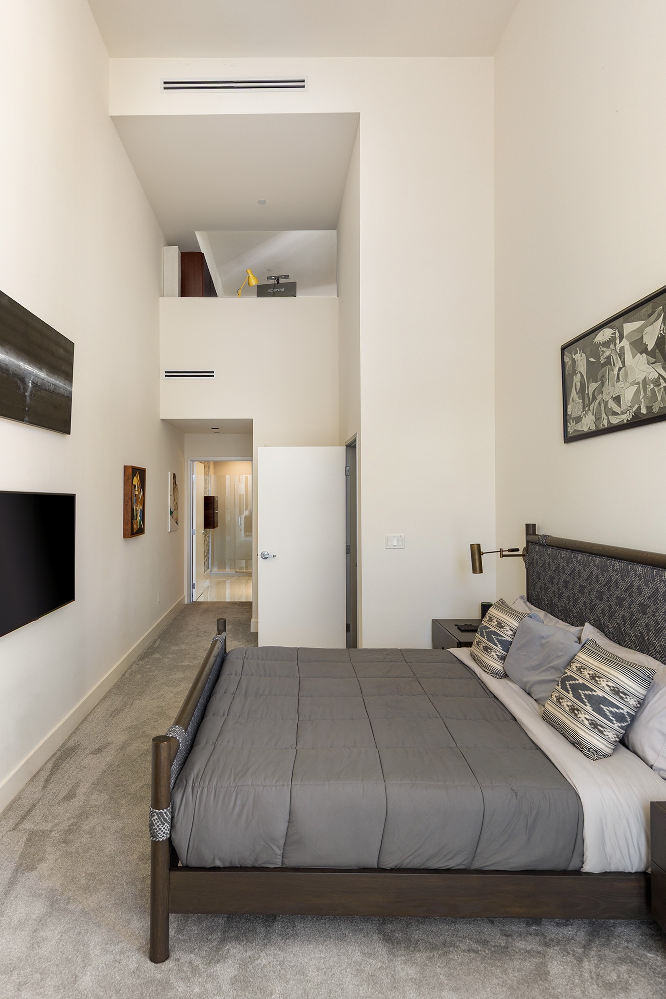 Master Bedroom - 6735 Yucca St