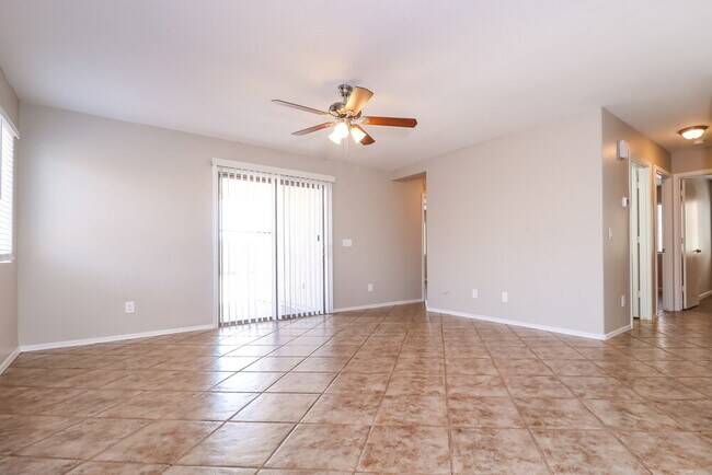 Building Photo - 25675 W Satellite Ln