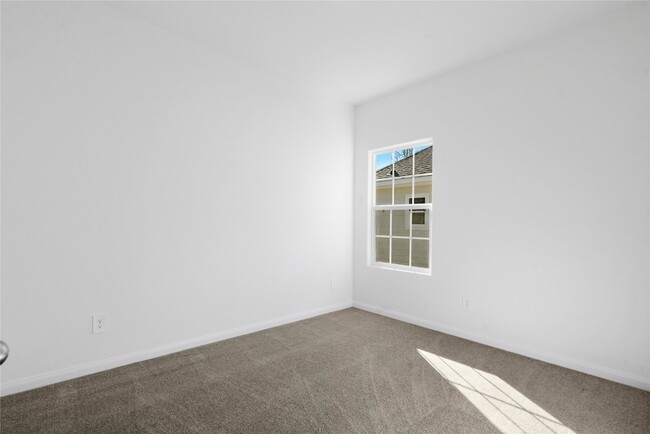 Building Photo - 2332 Cedar Pl Dr