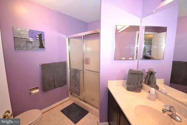 Master Bath - 2501 Coach House Way