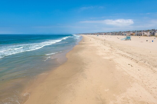 Building Photo - Hermosa Beach Home Rental