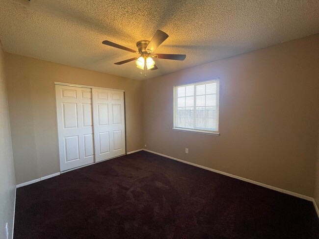 Building Photo - Move-In Ready 3-Bedroom Home with Backyard Living