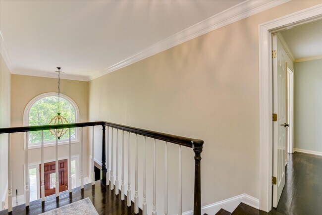 Building Photo - 126 Dewberry Ln