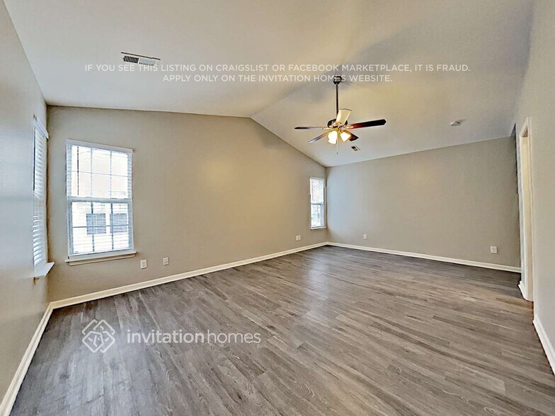 Building Photo - 1911 Decatur Ct