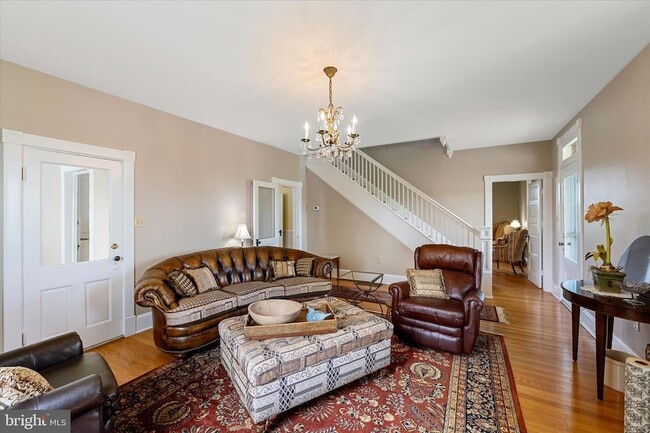 Building Photo - 5452 Middle Rd