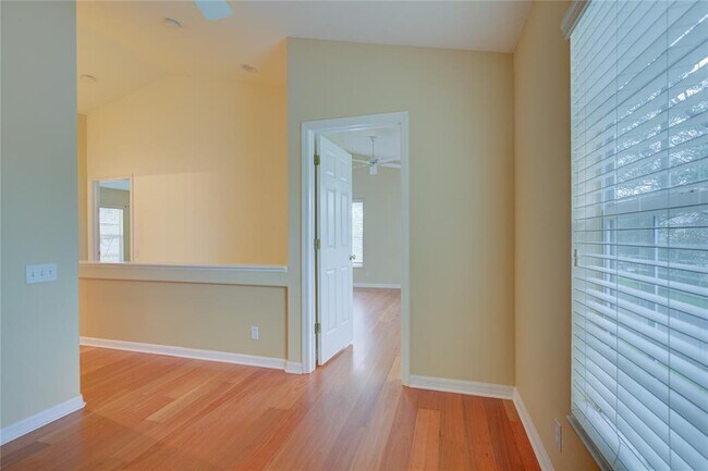 Building Photo - 13298 Thoroughbred Loop