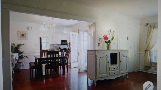 Building Photo - 639 26th St