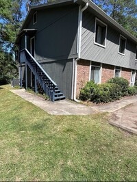 Building Photo - 3732 Donovan Dr