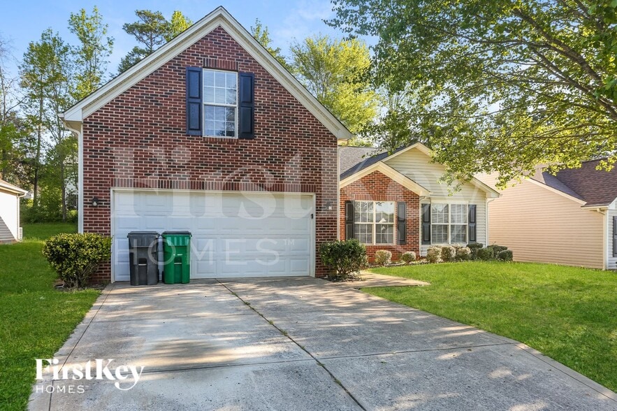 Building Photo - 11033 Sandboar St