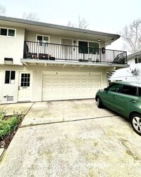 Building Photo - 4758 Greenholme Dr