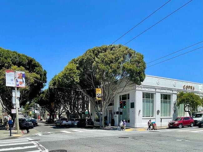 Building Photo - 1BR/1BA Renovated Condo on Fillmore Street...