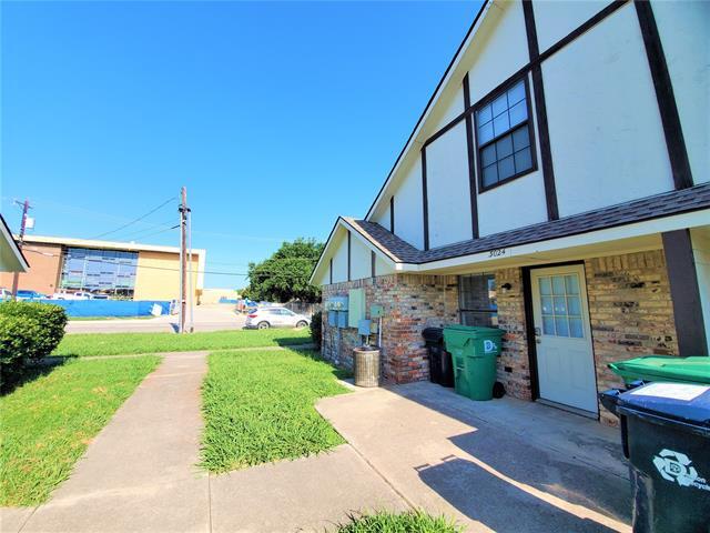 Building Photo - 3024 N Bell Ave