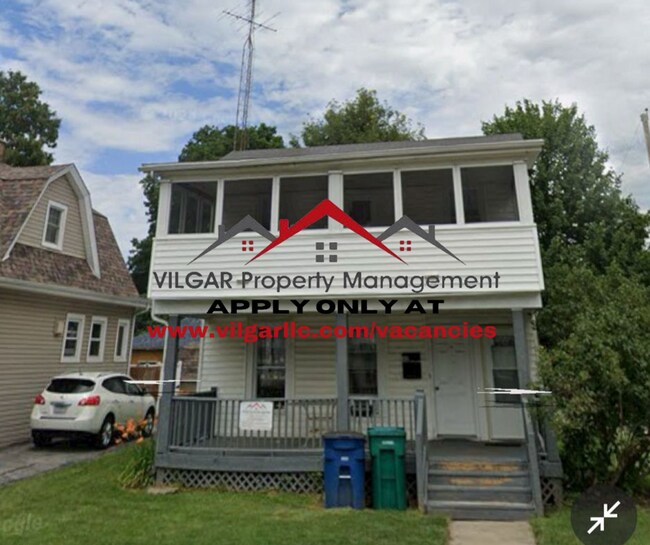 Building Photo - 311 Fox St