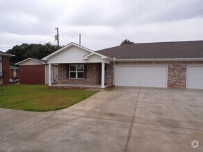 Building Photo - Shady Oak Apartments, Lowe Drive, Enterpri...