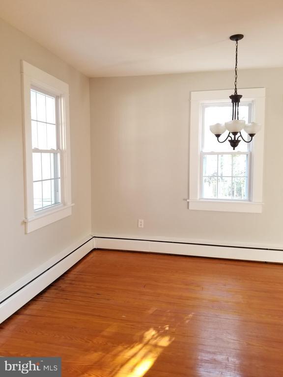 Building Photo - 300 Lafayette St