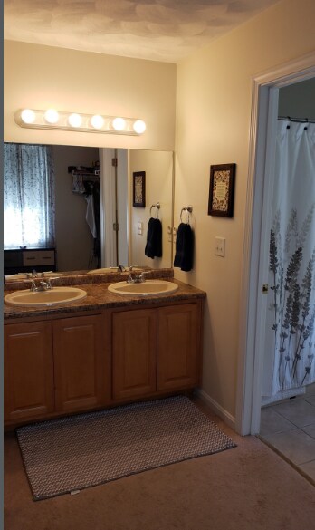 Building Photo - 10 Keneson St