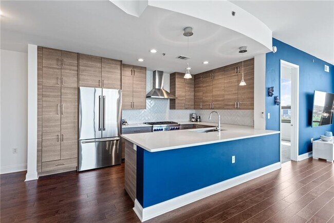 Building Photo - 270 17th St NW