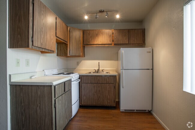 Main Gate Village Apartments Tucson Az Apartment Finder