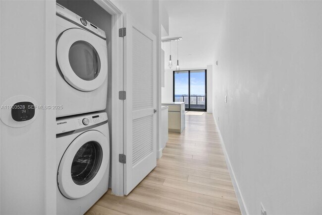 Building Photo - 101 Diplomat Pkwy