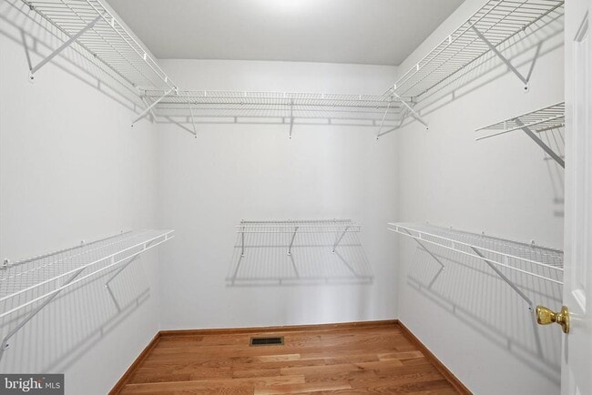 Building Photo - 56 Jasen Dr