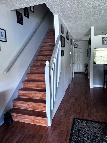Building Photo - 6211 Bayside Key Dr