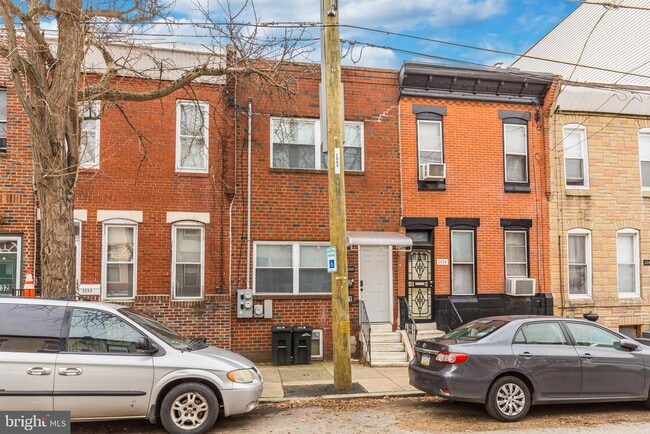 Primary Photo - 2236 Reed St