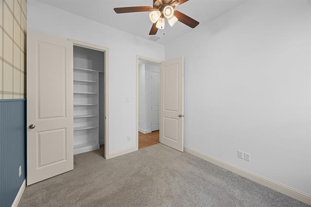 Building Photo - 2130 Sun Meadow Dr