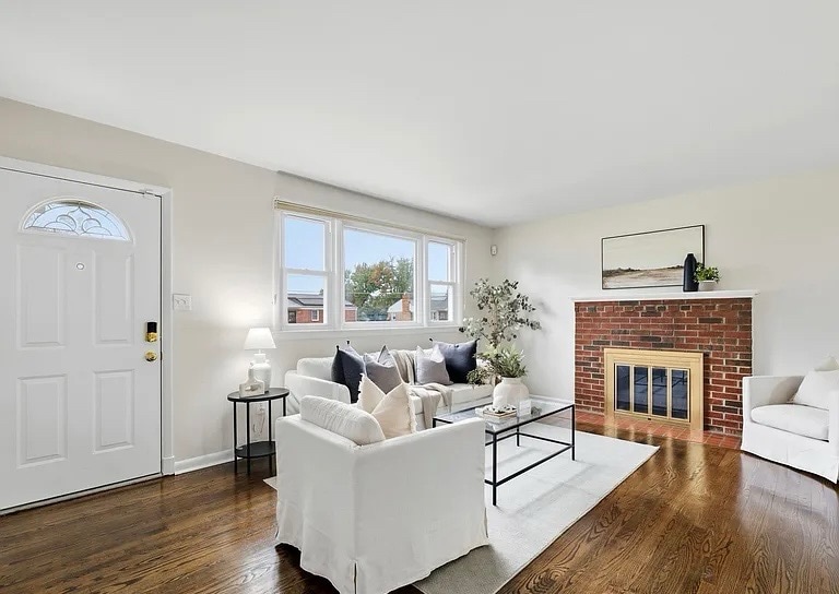 Building Photo - 7201 Loch Raven Rd